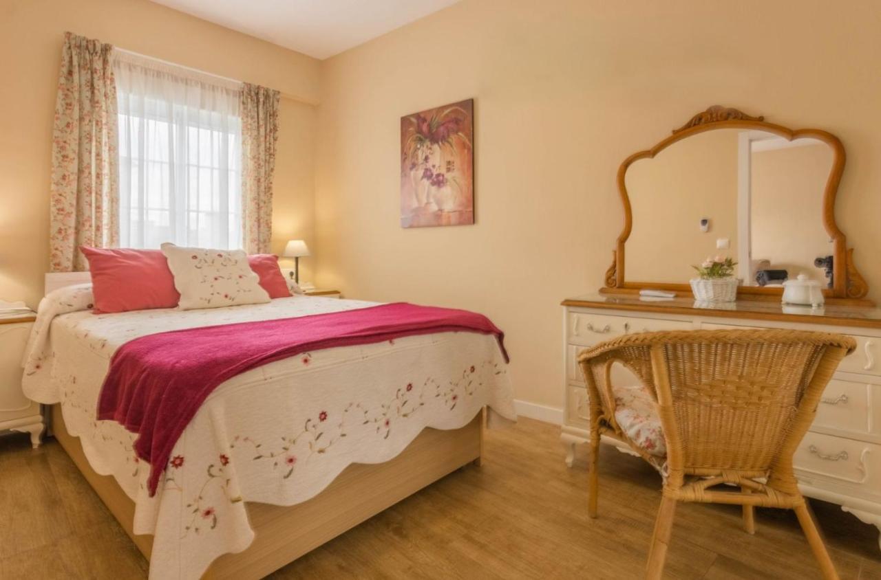 Apartamento Juani Centro Parking Y Wifi Gratis Кордова Екстер'єр фото